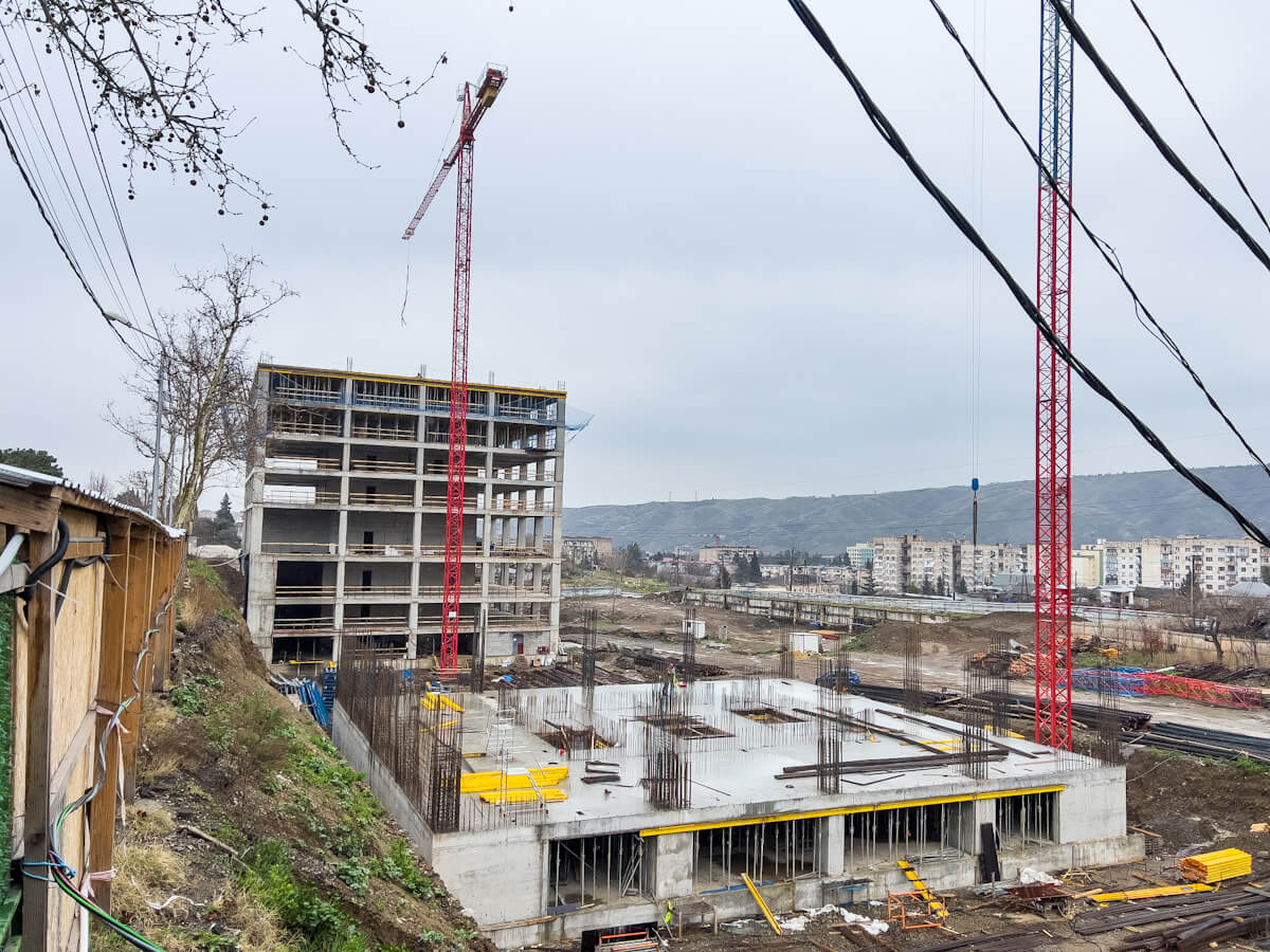 2024 წელს უძრავი ქონების ფასების ზრდის დინამიკა ნარჩუნდება – ბინების უმეტესი ნაწილი დიდ დიღომში, საბურთალოსა და სამგორის რაიონებში გაიყიდა