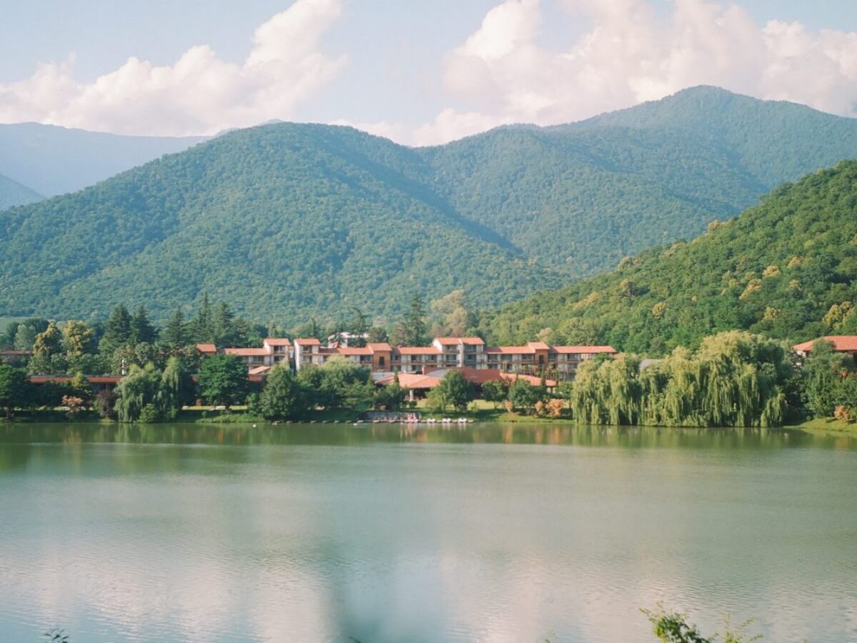 „ლოპოტა სპა რეზორტი“ – შვიდი ოთახიდან დაწყებული ისტორია