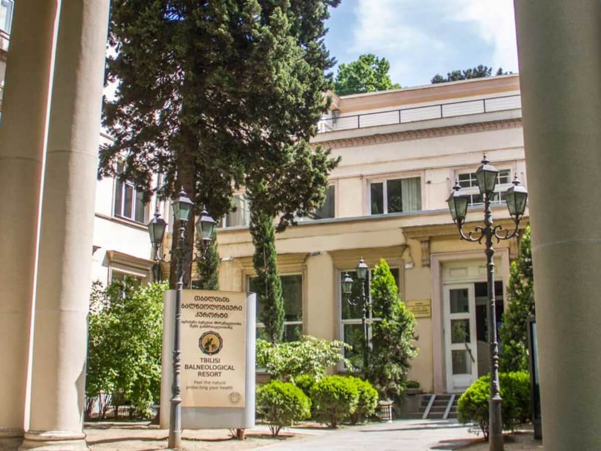 2026 წელს თბილისის ბალნეოლოგიური კურორტის ტერიტორიაზე, საერთაშორისო ბრენდის, 140-ნომრიანი სასტუმრო გაიხსნება
