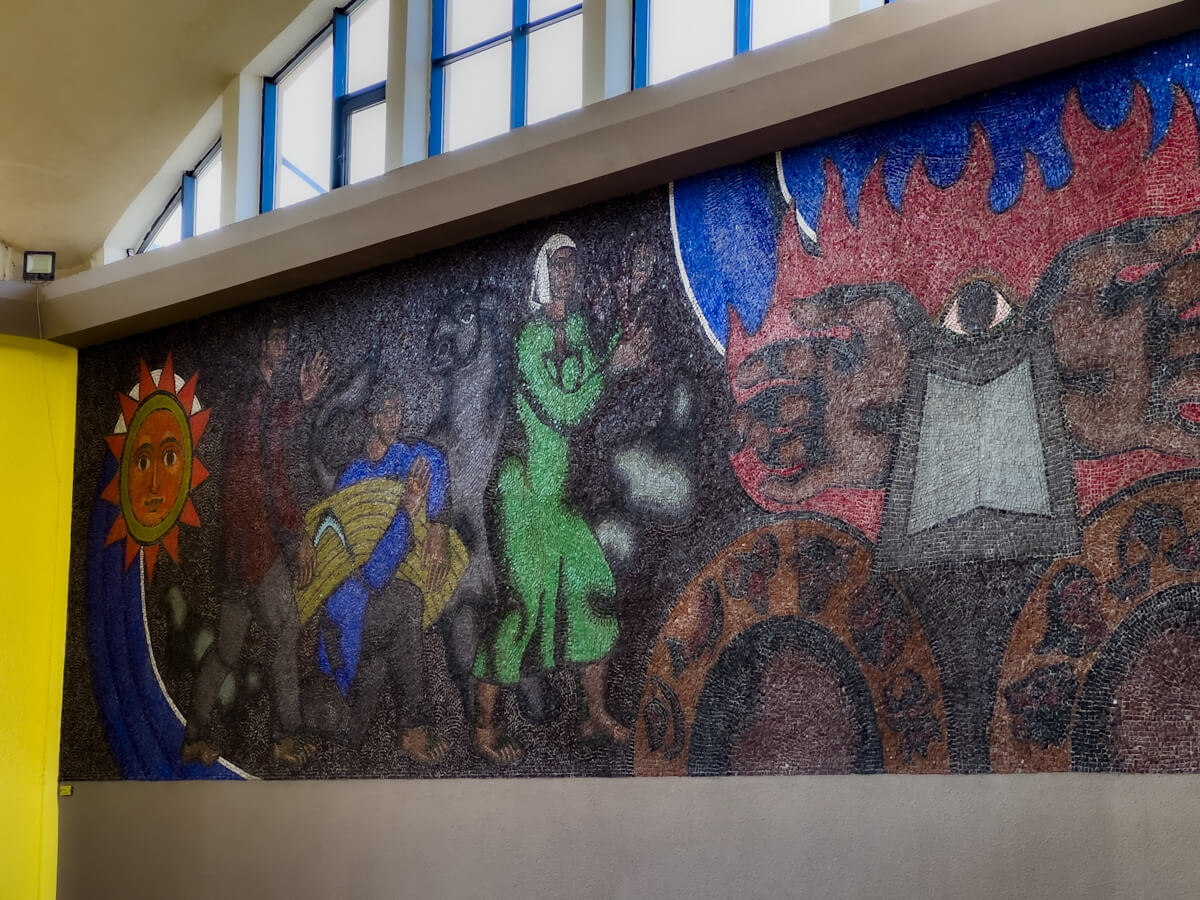 თბილისური მოზაიკები – წავშალოთ თუ გავუფრთხილდეთ ქართულ მოტივებზე შექმნილ საბჭოთა სიმბოლიკას