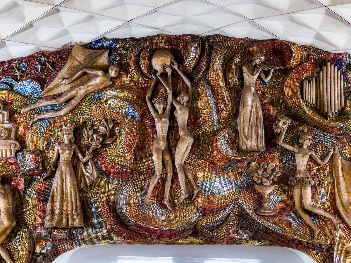 თბილისური მოზაიკები – წავშალოთ თუ გავუფრთხილდეთ ქართულ მოტივებზე შექმნილ საბჭოთა სიმბოლიკას