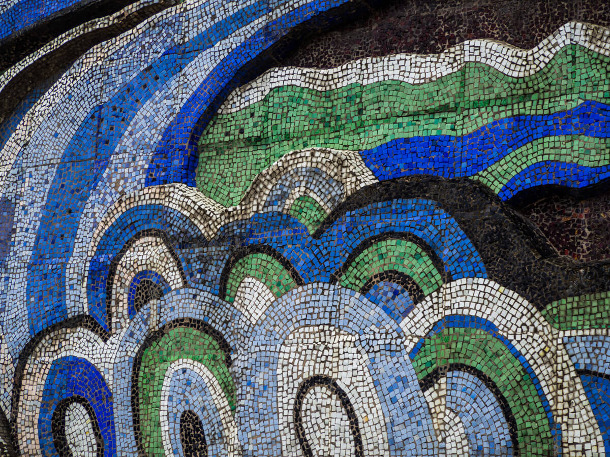 თბილისური მოზაიკები – წავშალოთ თუ გავუფრთხილდეთ ქართულ მოტივებზე შექმნილ საბჭოთა სიმბოლიკას