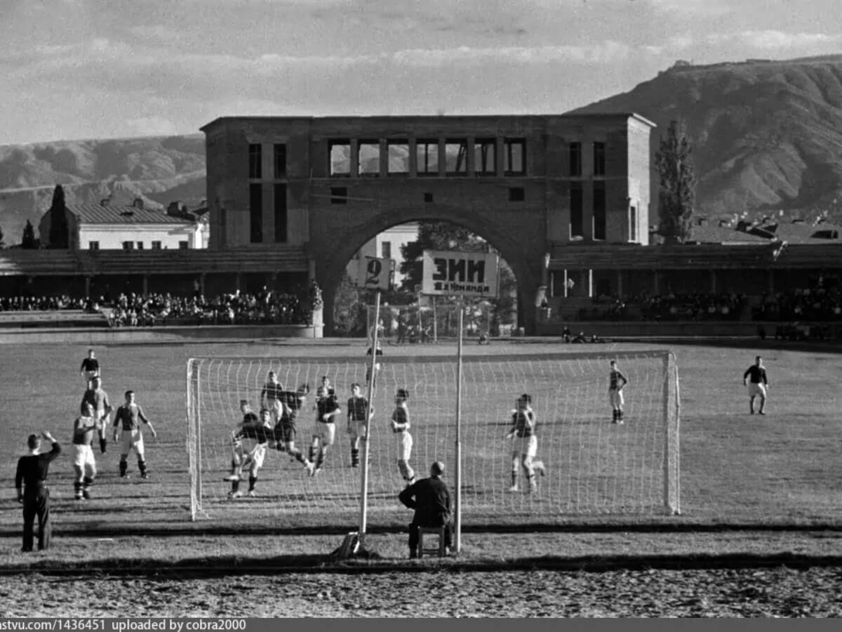 თბილისის ეროვნული სტადიონი და ახალი პროექტი, რომელიც 70 000 მაყურებელზე იქნება გათვლილი