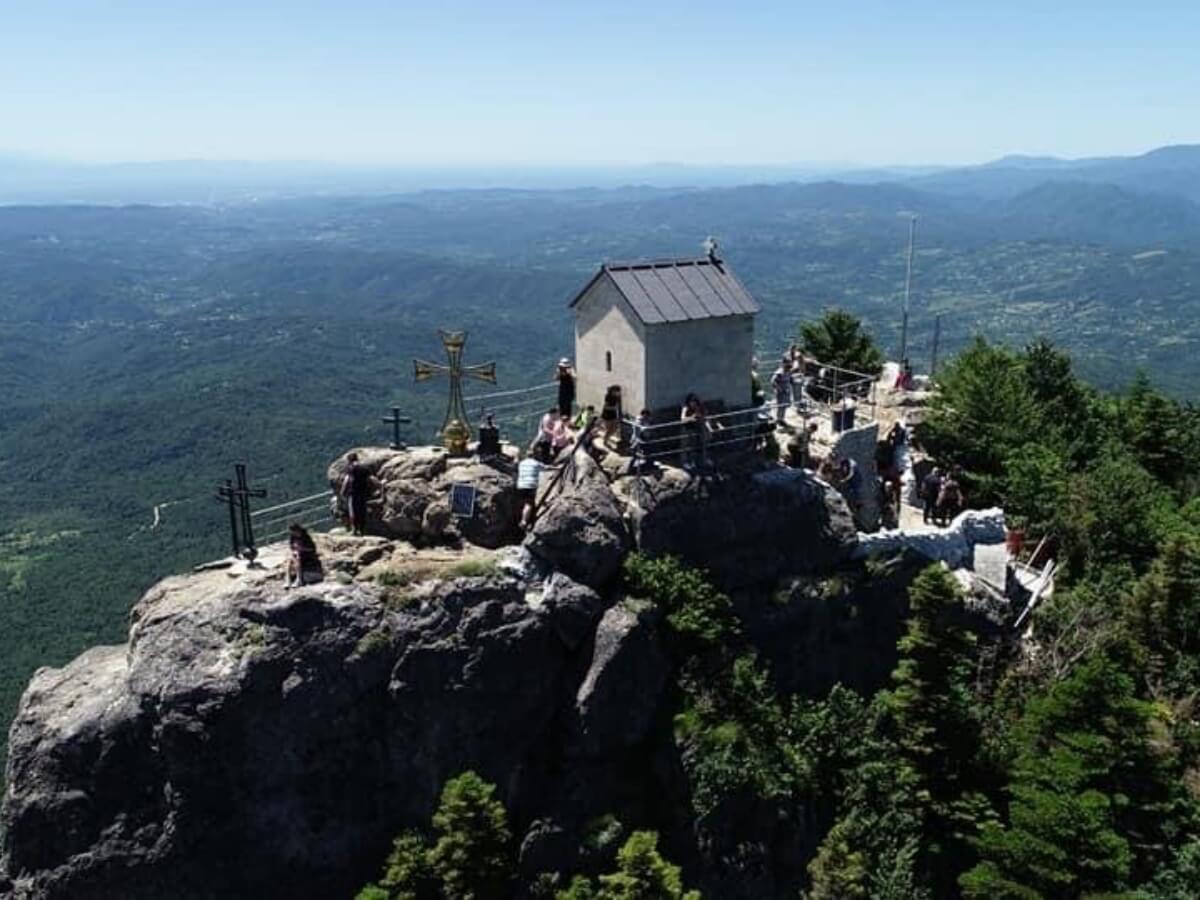 იქ, სადაც ფეხით ცაში ადიხარ – ერთი ჩვეულებრივი დღის არაჩვეულებრივი ემოცია