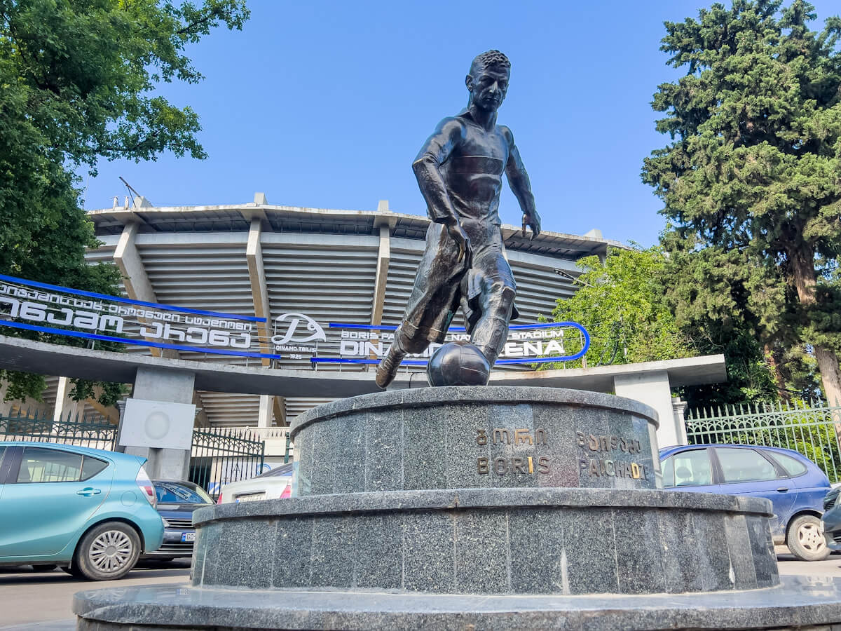 თბილისის ეროვნული სტადიონი და ახალი პროექტი, რომელიც 70 000 მაყურებელზე იქნება გათვლილი