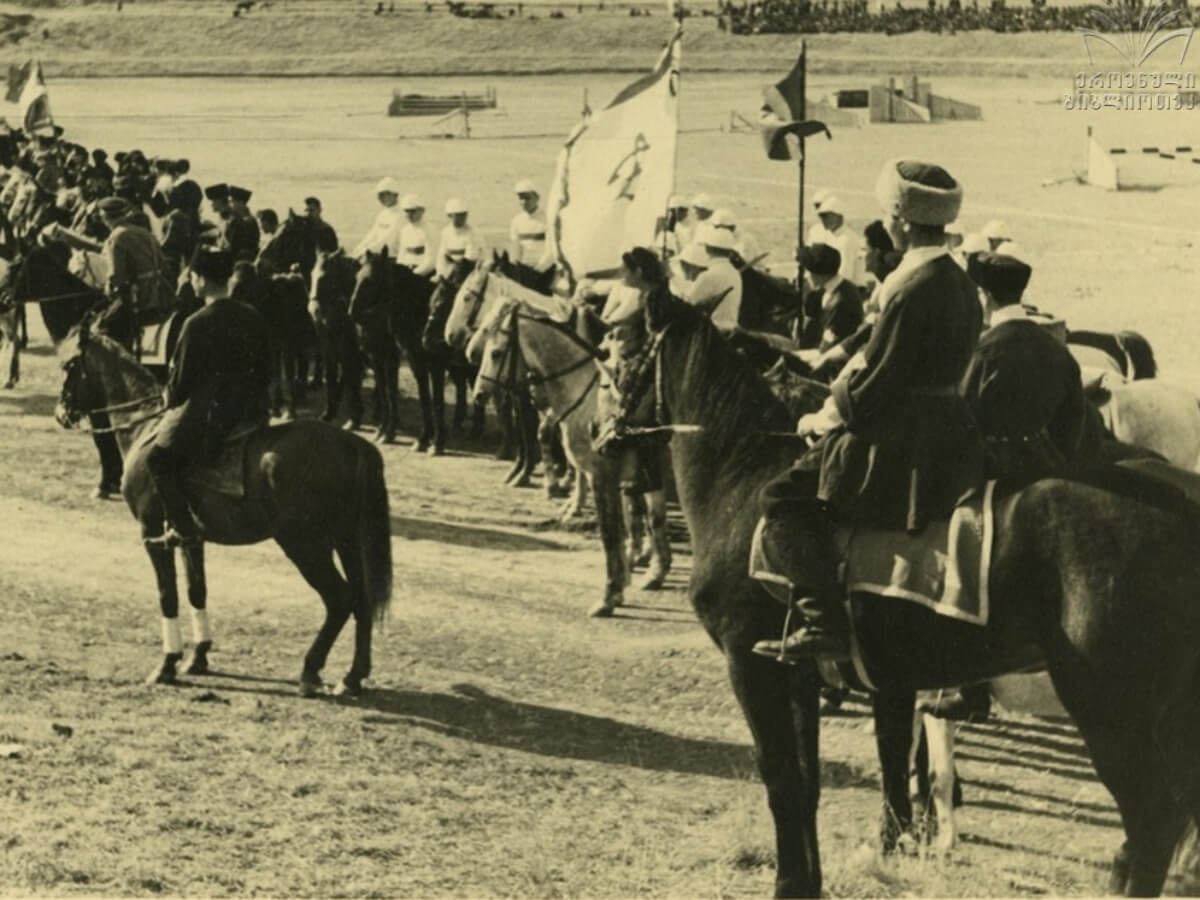 ძველი იპოდრომის ქრონიკები – რა ბედი ელის ბეტონის შენობებით გარშემორტყმულ ტერიტორიას