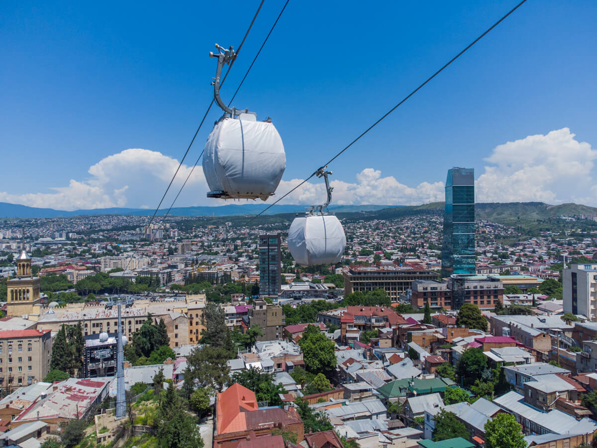 ტრანსპორტის სახეობა, რომლის წყალობითაც თბილისთან სიახლოვეს უფრო მეტად შეიგრძნობ