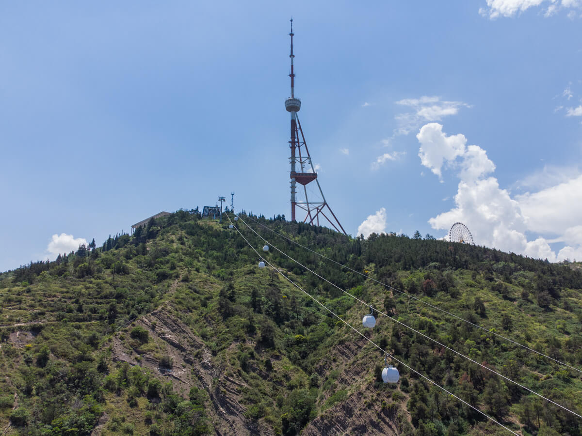 ტრანსპორტის სახეობა, რომლის წყალობითაც თბილისთან სიახლოვეს უფრო მეტად შეიგრძნობ