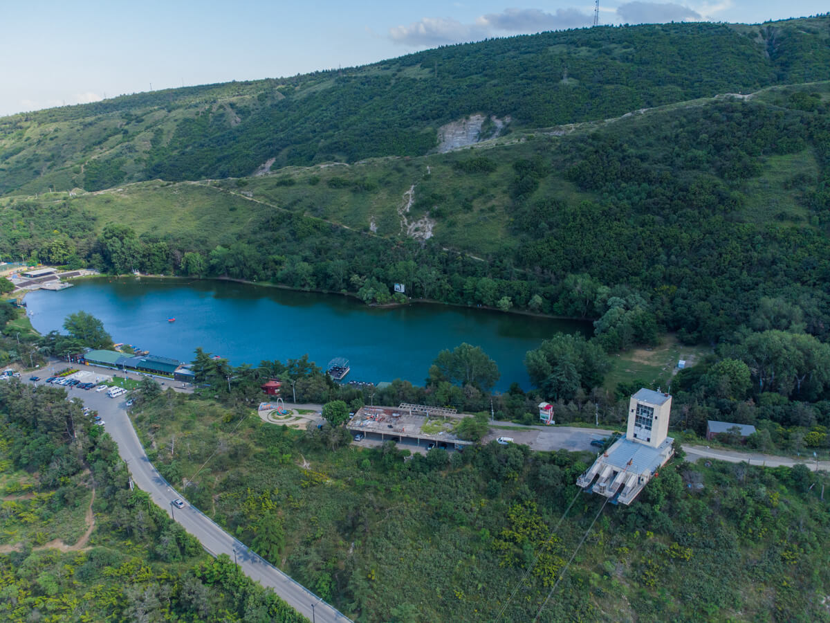 ტრანსპორტის სახეობა, რომლის წყალობითაც თბილისთან სიახლოვეს უფრო მეტად შეიგრძნობ