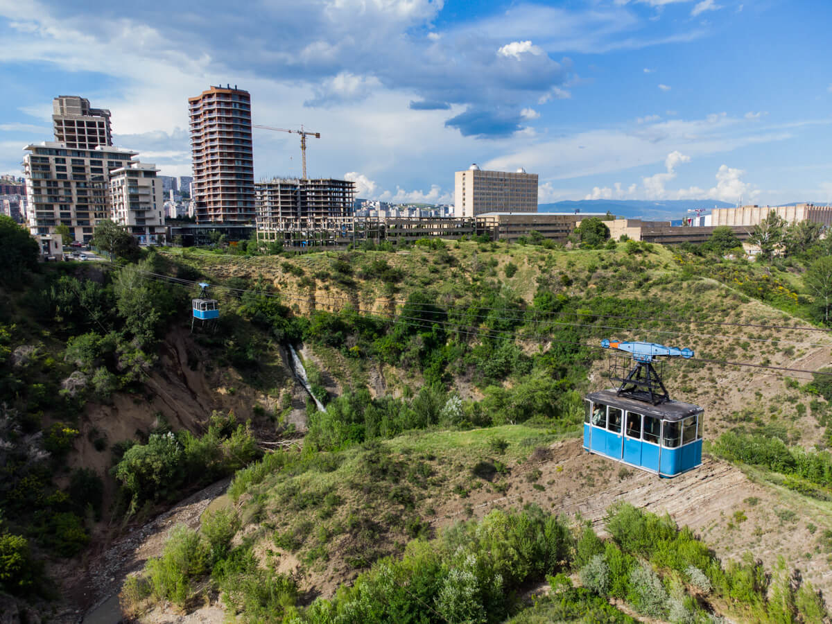 ტრანსპორტის სახეობა, რომლის წყალობითაც თბილისთან სიახლოვეს უფრო მეტად შეიგრძნობ