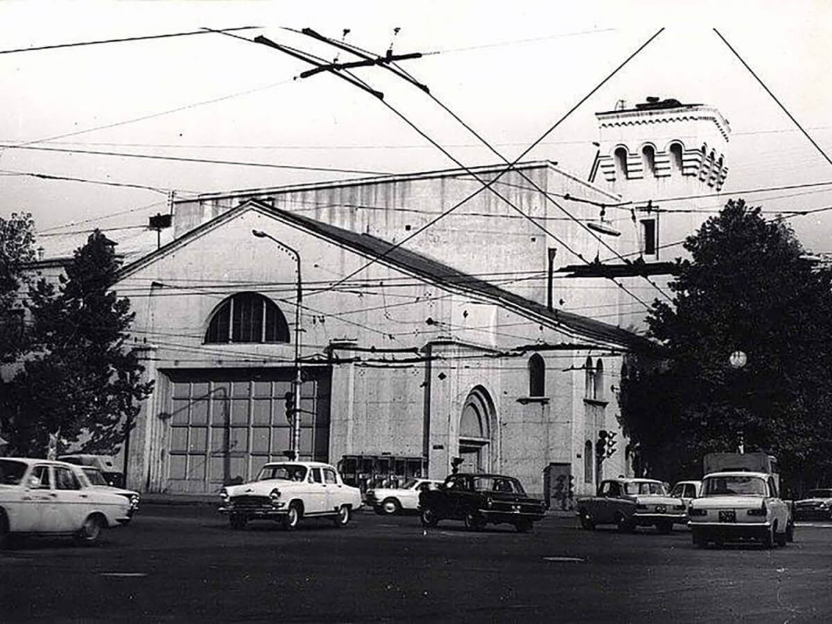 ფუნქციადაკარგული კინოსტუდია რენოვაციის მოლოდინში