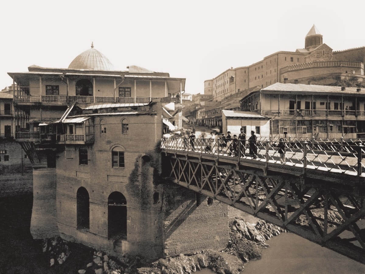 5-ვარსკვლავიანი სასტუმრო ისტორიული „ქარვასლის“ ადგილას