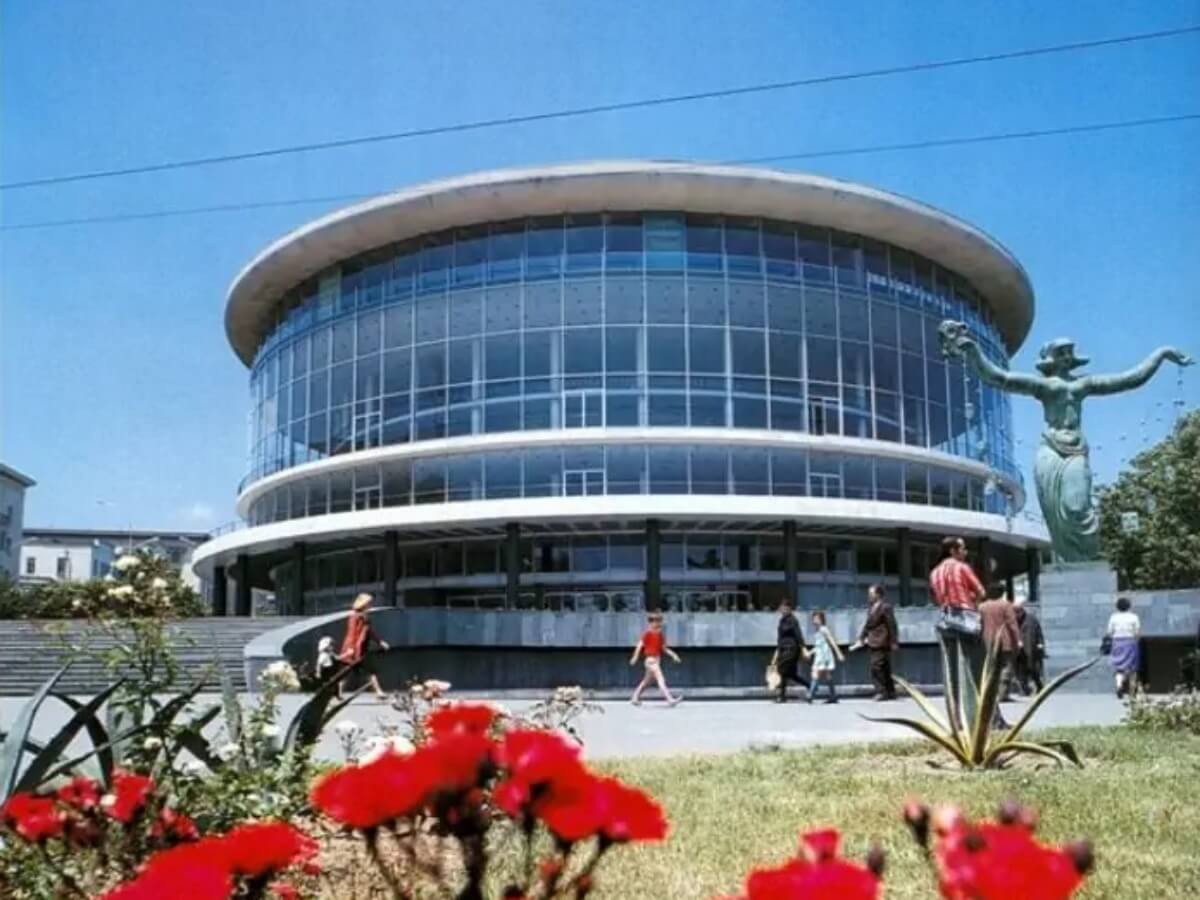 ფილარმონია – თბილისის სავიზიტო ბარათი და მასზე მასშტაბური “ივენთჰოლის” მშენებლობა საბურთალოზე