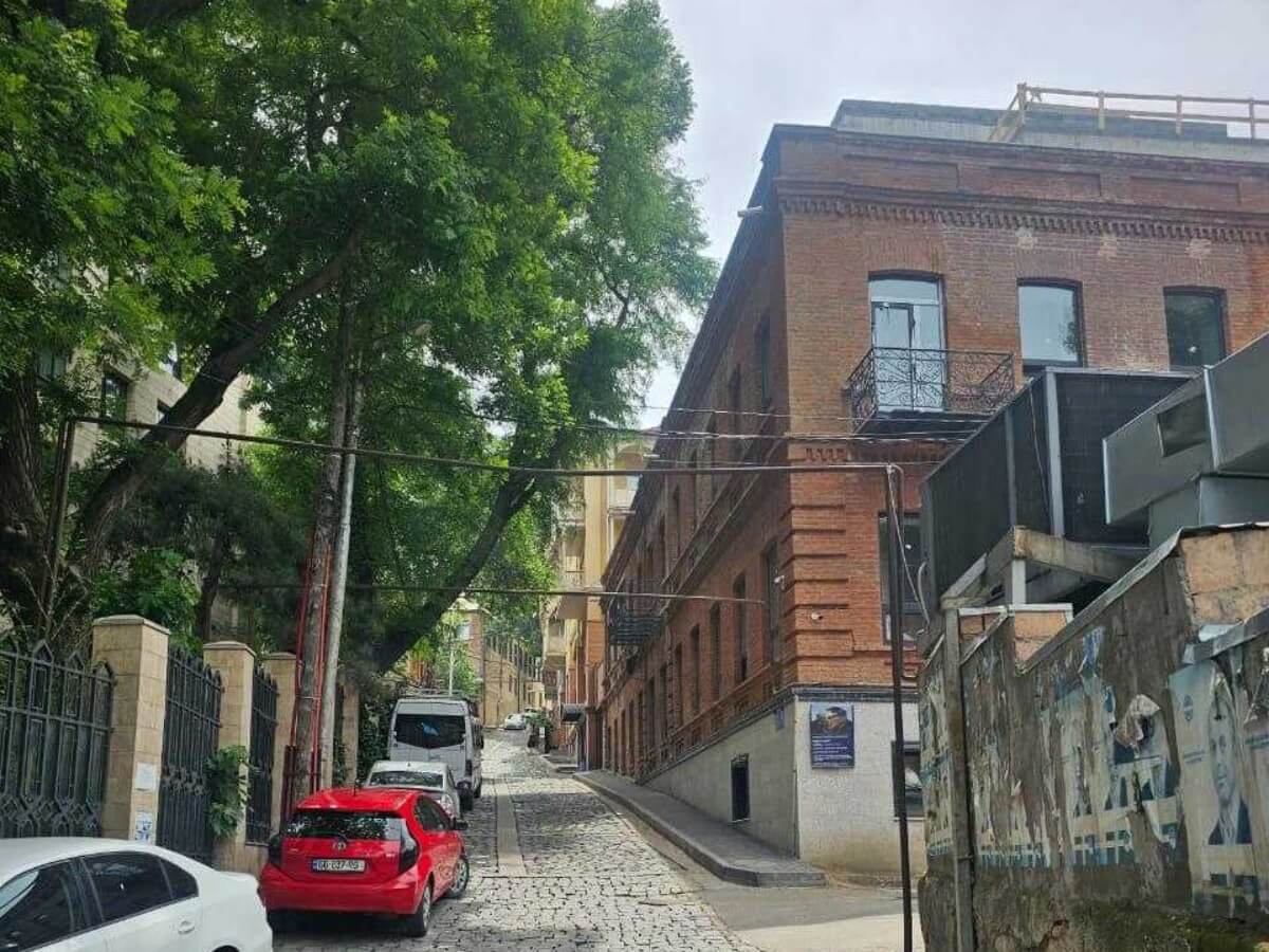 7 ყველაზე ძვირადღირებული სასტუმრო თბილისში, რომელთა ღირებულებაც 12-დან 18 მლნ-მდე დოლარს შეადგენს