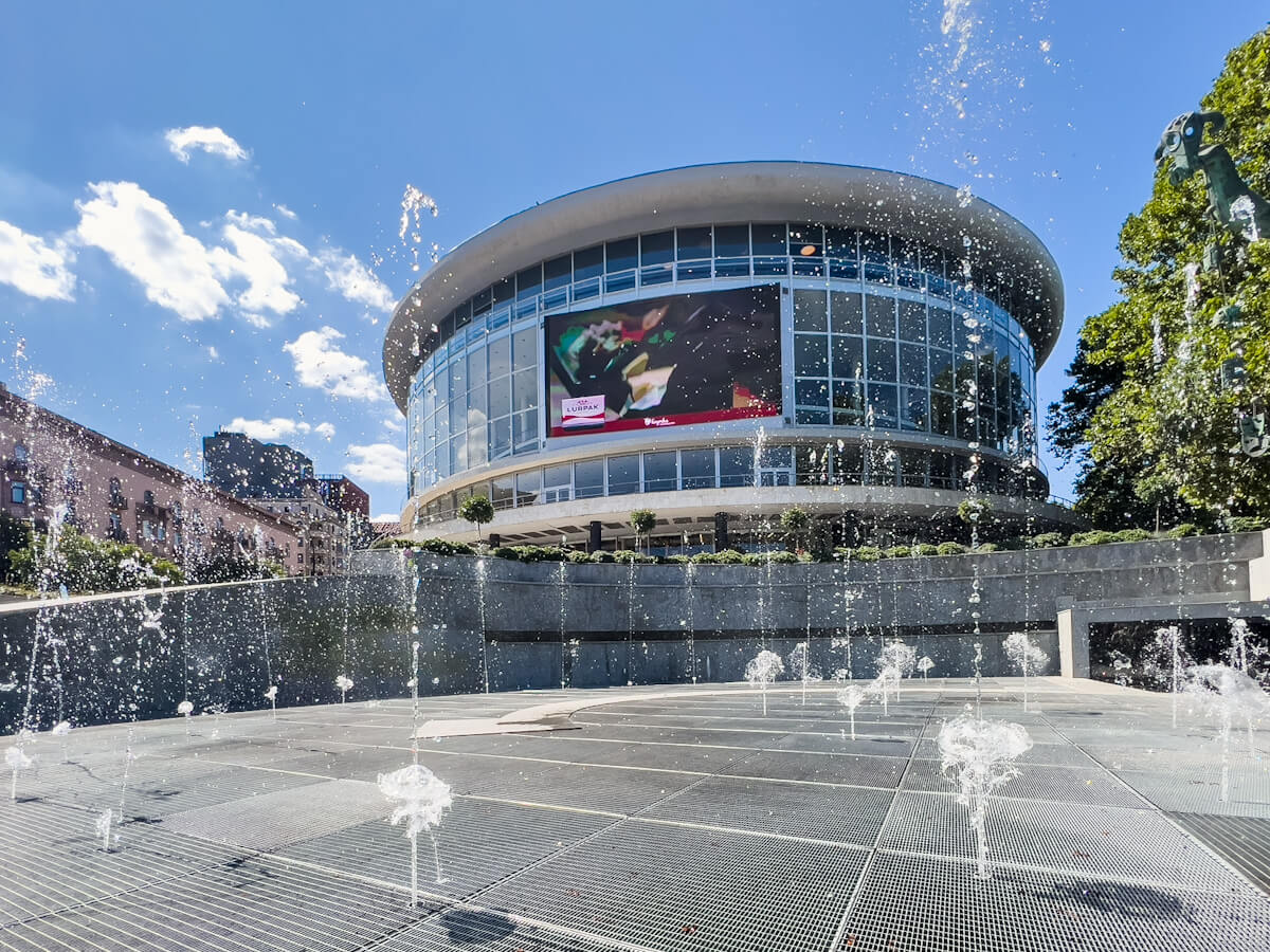 ფილარმონია – თბილისის სავიზიტო ბარათი და მასზე მასშტაბური “ივენთჰოლის” მშენებლობა საბურთალოზე