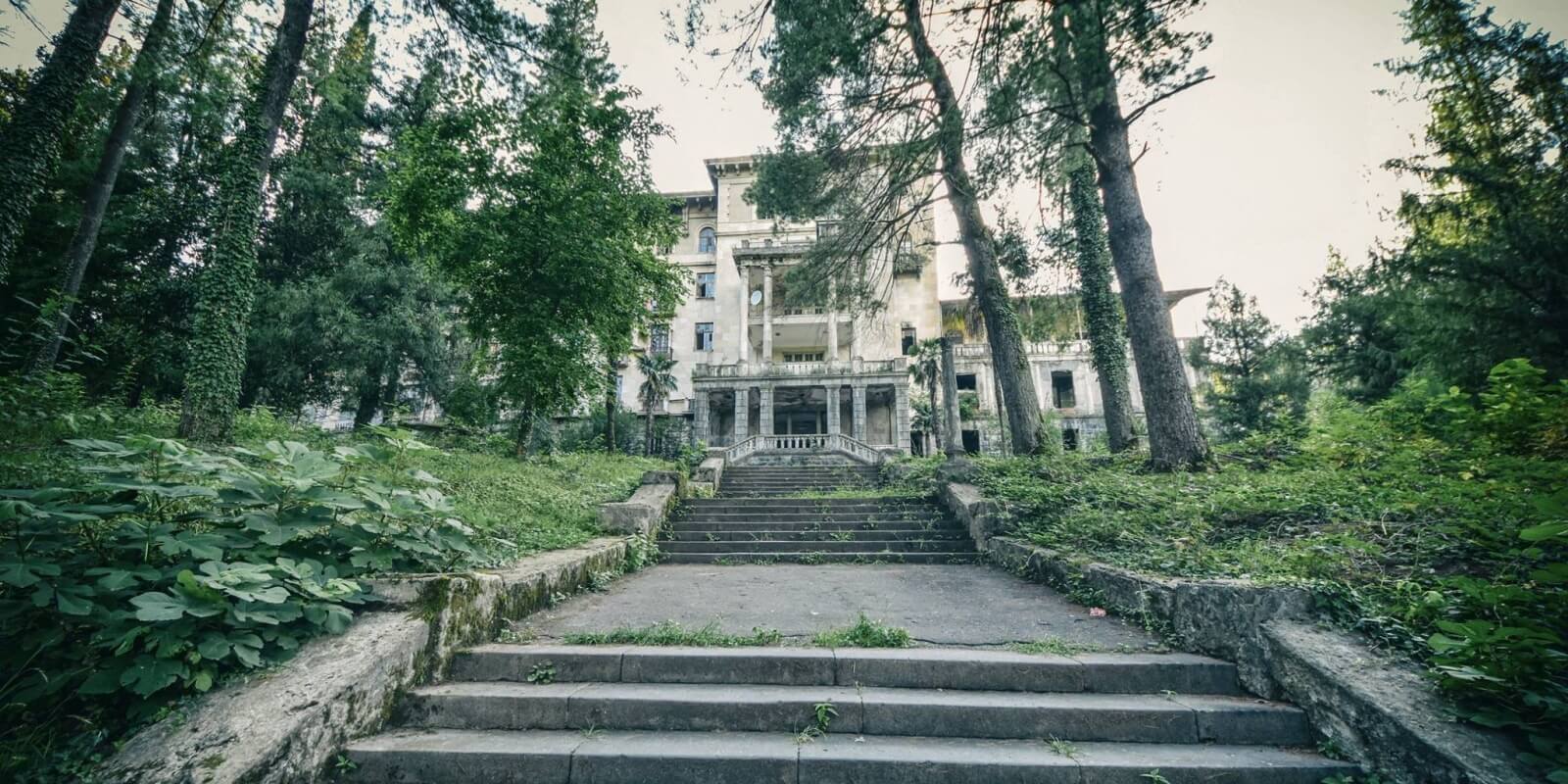 ერთ დროს დიდებული და ხალხმრავალი წყალტუბოს სანატორიუმები ახალი სიცოცხლის მოლოდინში