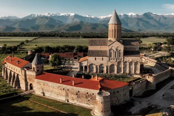 ალავერდის სამონასტრო კომპლექსში სტიქიის შედეგების აღმოფხვრა გრძელდება